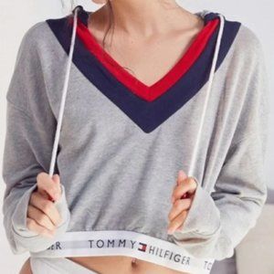 Tommy Hilfiger Cropped Hoodie Gray V-Neck